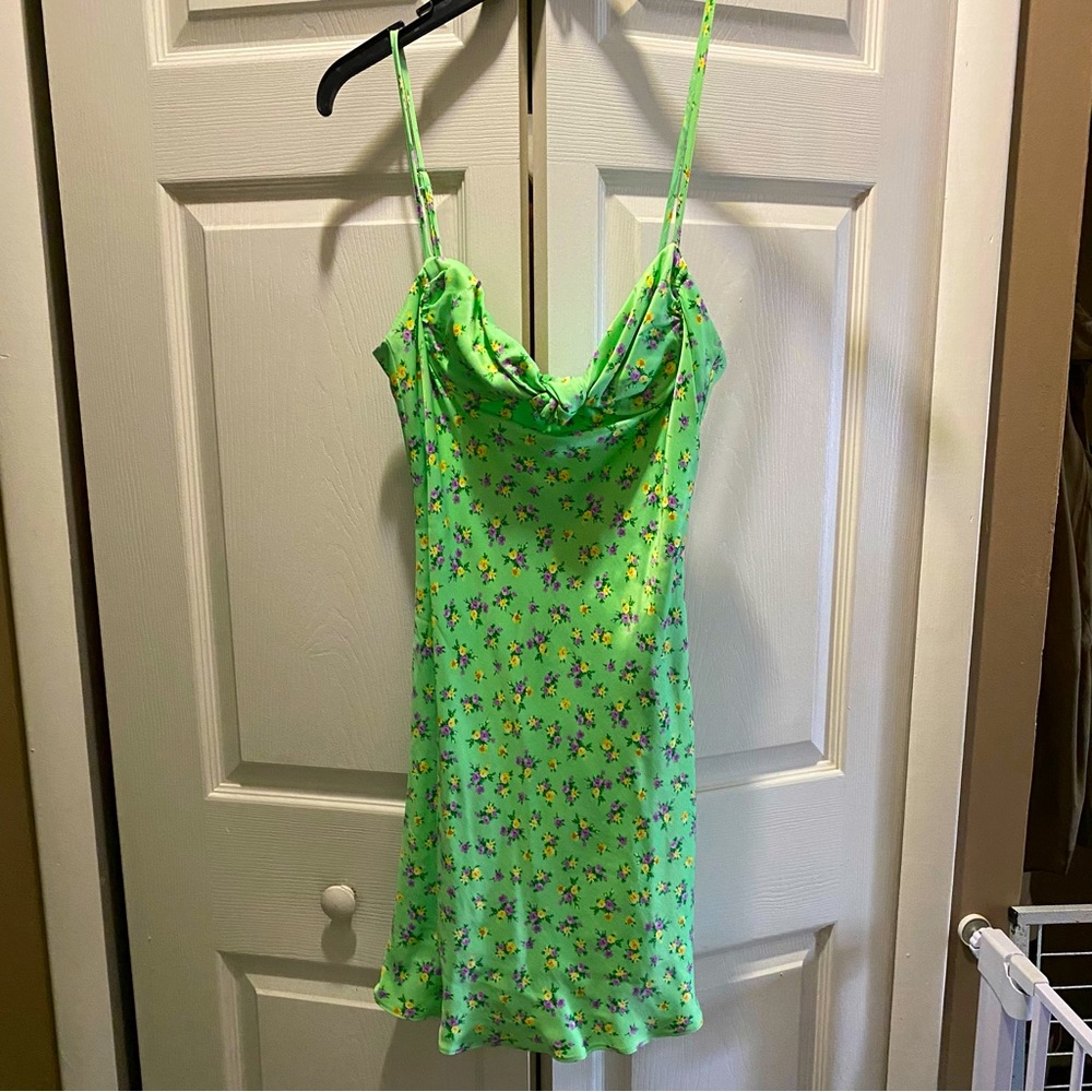NWT ZARA PRINTED SATIN FLORAL MINI DRESS